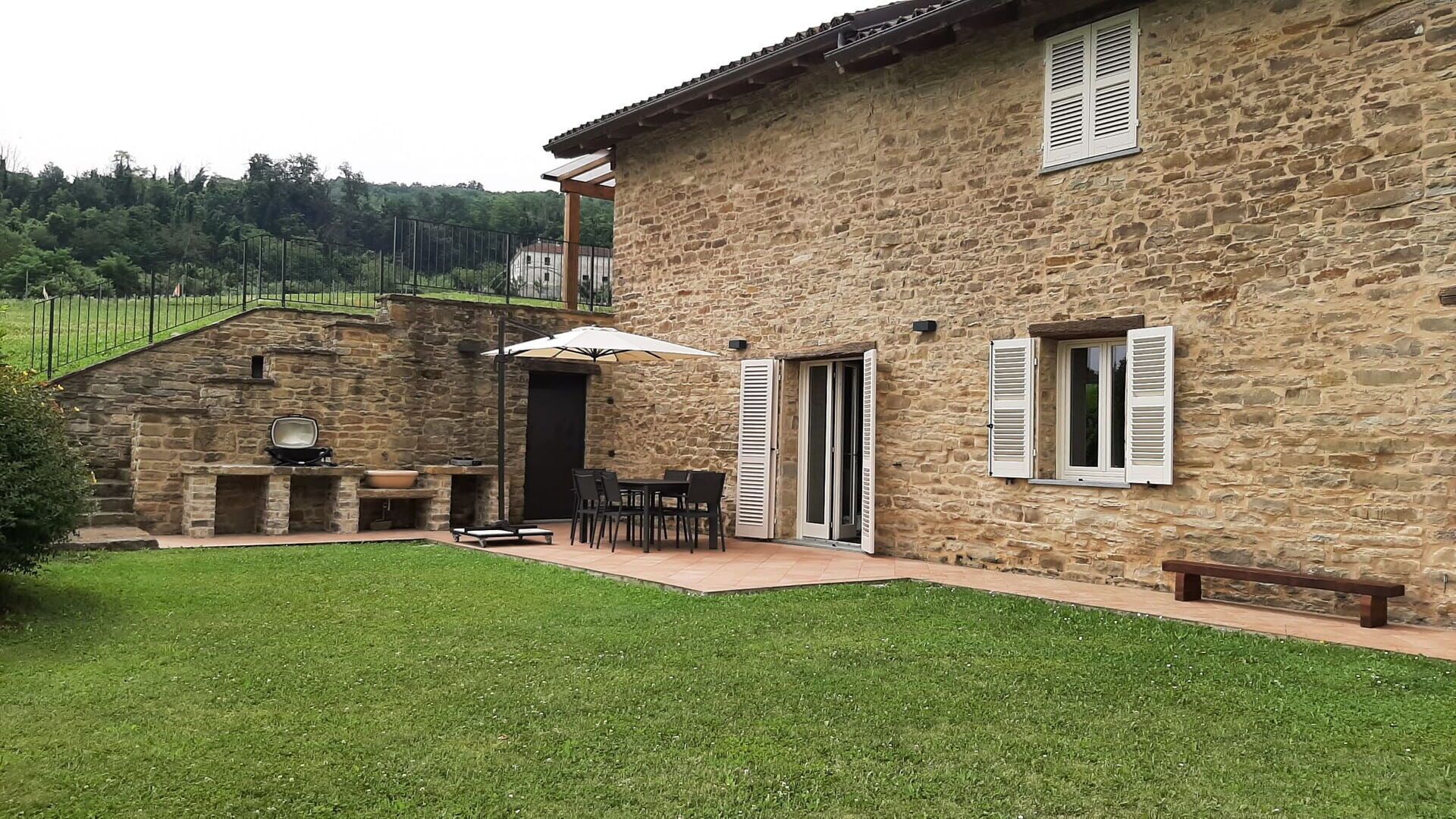 Brique, Chalet, Brickwork, Jardin, Arrière-Cour, Pelouse, Ferme, Cour, Mur De Pierre, Aménagement Paysager