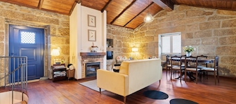 Mansion in Vale Abrigoso - Mezio with Patio