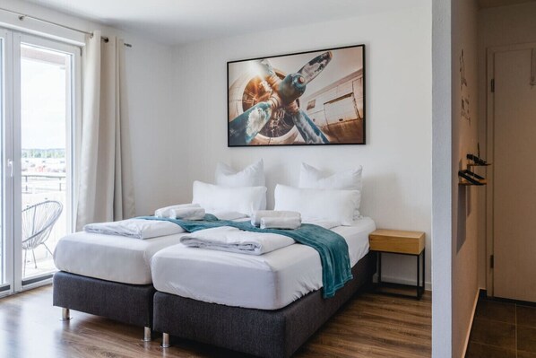 1 chambre, fer et planche à repasser, lit parapluie, Wi-Fi