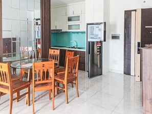 تناول الطعام