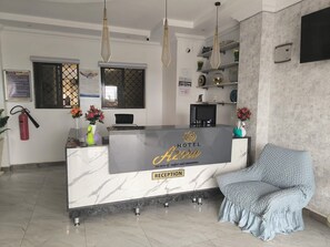 Reception - Hoyjiifka Hotel Azora (Moyale)