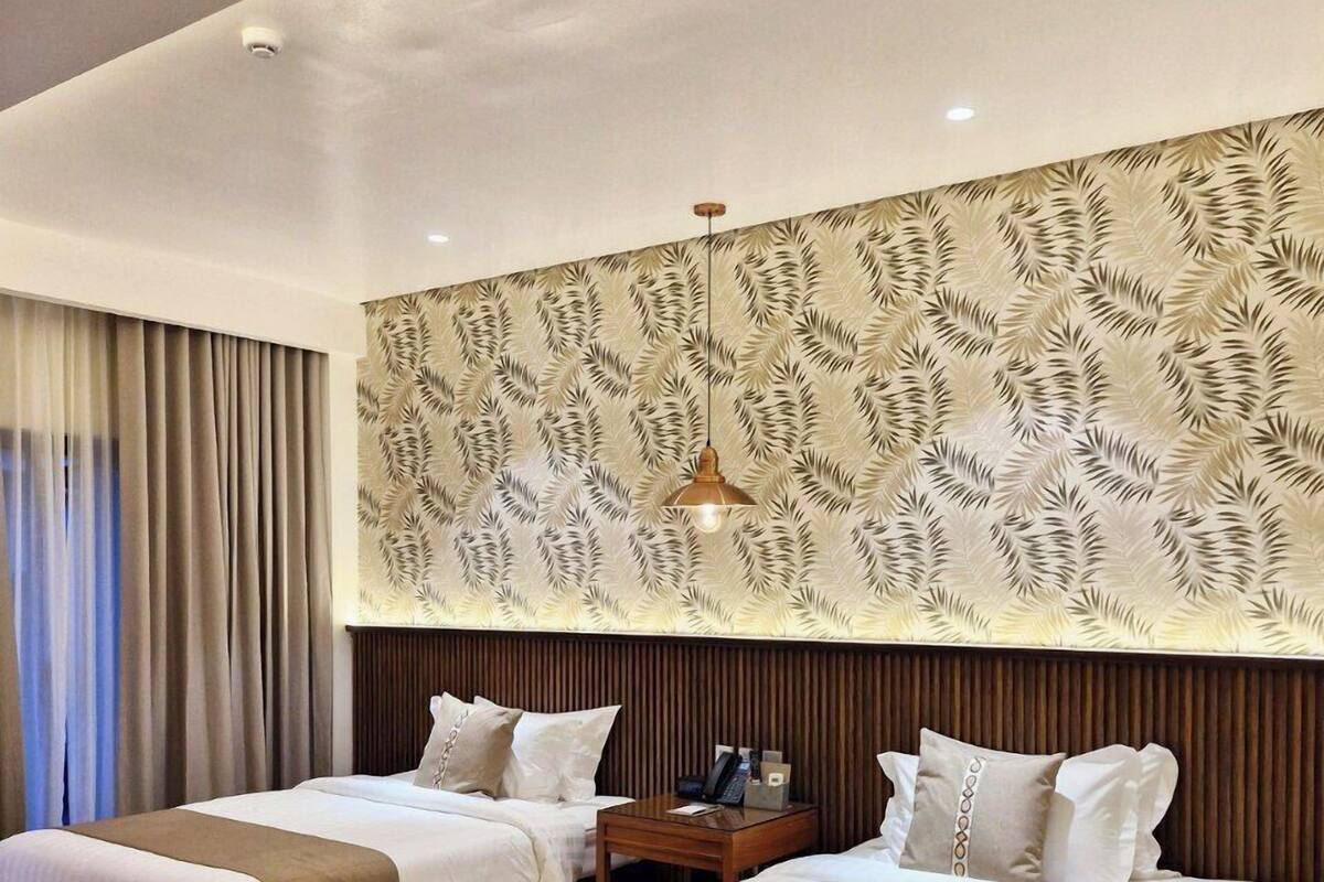 Classic Double Room, Garden View | In-room safe, desk, laptop workspace, blackout drapes