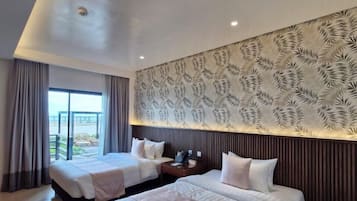 Premier Double or Twin Room, Balcony, Sea View | In-room safe, desk, laptop workspace, blackout drapes