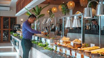 Desayuno buffet incluido todos los días