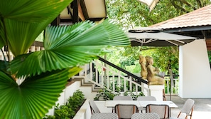 Garden - Hollandse Club Retreat (Singapore)