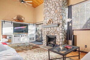 Smart TV, fireplace - Peaceful Mountain Cabin w/ Decks & Private Beach Access | Pine Haven (Lake Arrowhead)