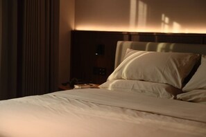 Basic Double Room, Courtyard View