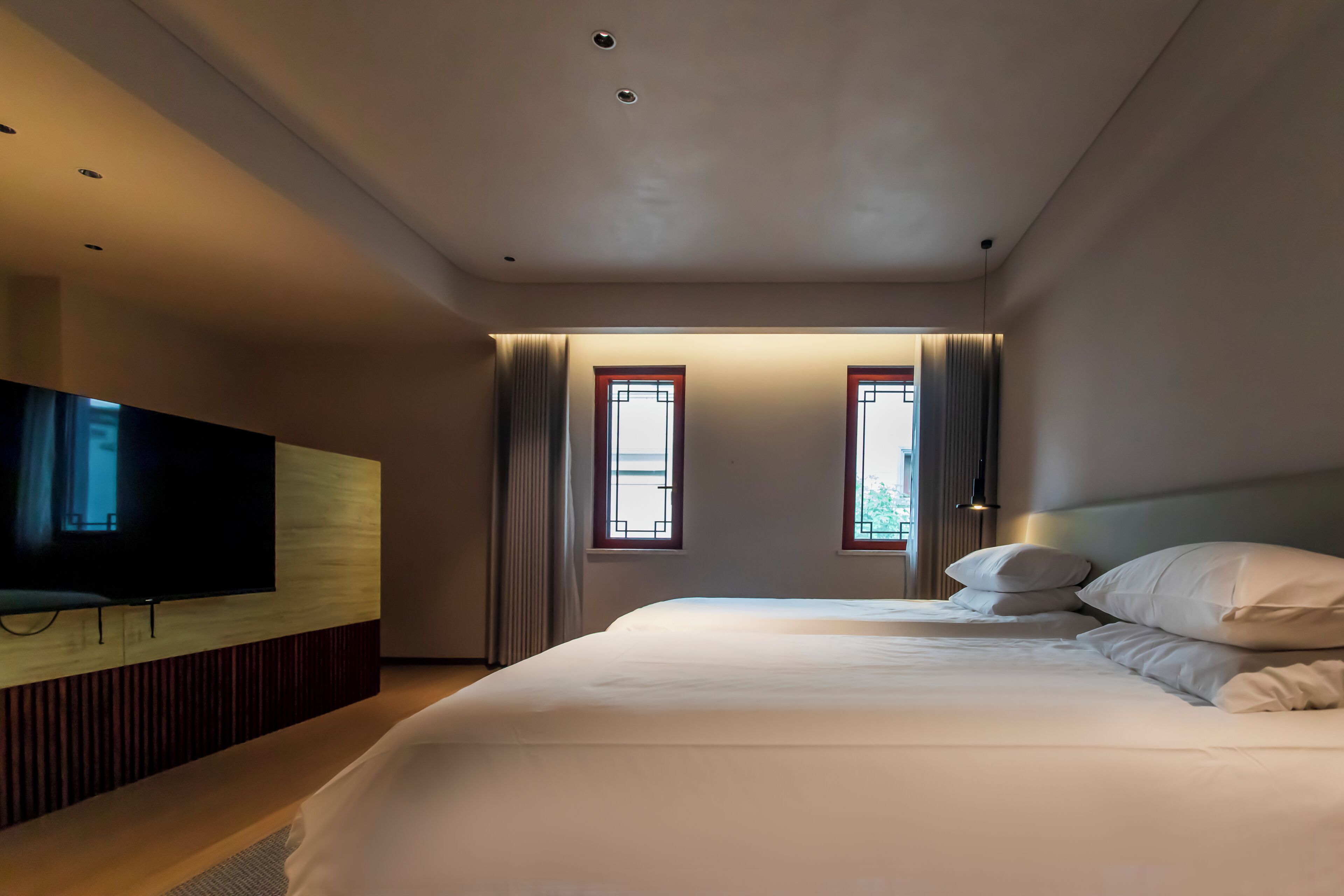 Basic-Zweibettzimmer, Blick auf den Innenhof