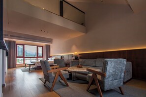 Family Twin Room, Courtyard View