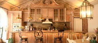 Wu Yi Creekside Homestay