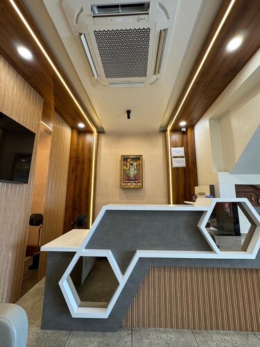 Hotel The Premier Dwarka