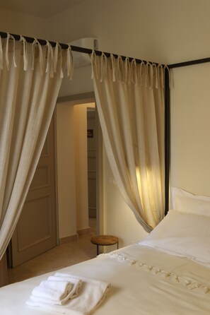 1 chambre, accès Internet, draps fournis