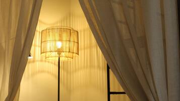 1 chambre, accĂšs Internet, draps fournis