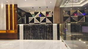 Reception - Hotel Green View (Agra)