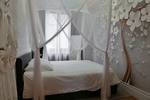 1 bedroom, WiFi, bed sheets