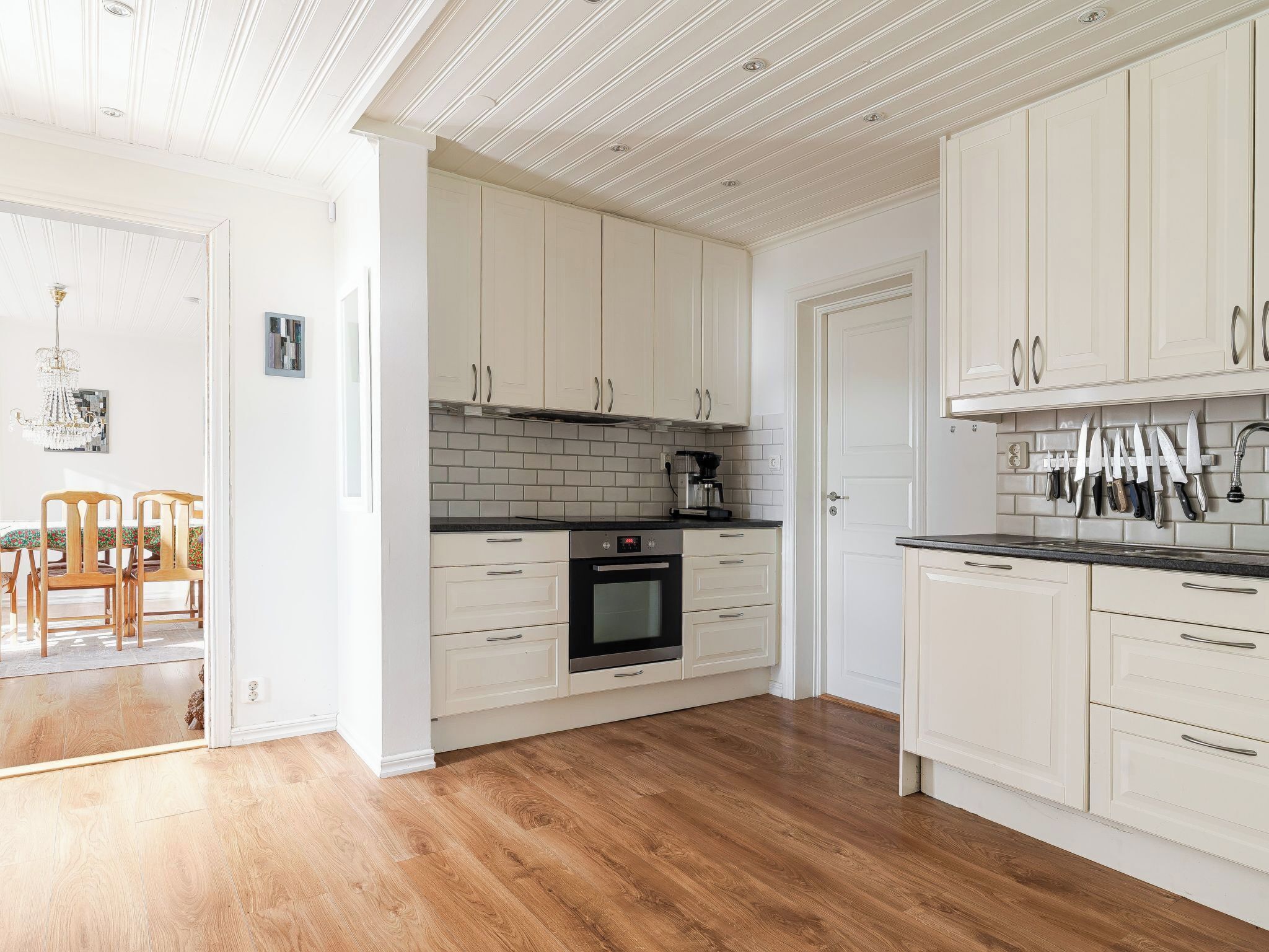 Køleskab, mikrobølgeovn, ovn, opvaskemaskine