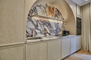 Fridge, microwave, oven, stovetop - Apartment in the Marais with Air-conditioned (Paris)