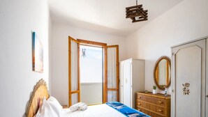 Apartemen, balkon, pemandangan kota | Tempat tidur lipat/tambahan