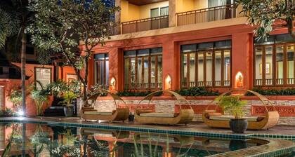 Trendy Deluxe Triple | Central Pattaya Location