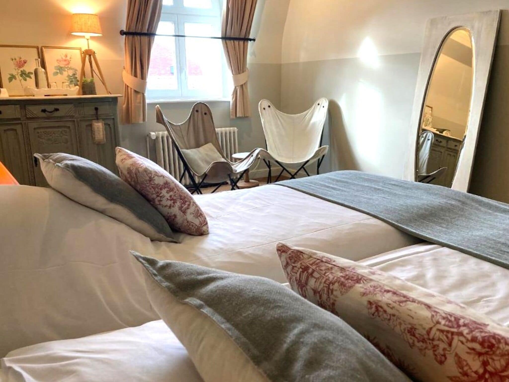 Blackout curtains, iron/ironing board, travel cot, free WiFi