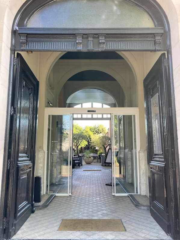 Façana frontal de l'allotjament