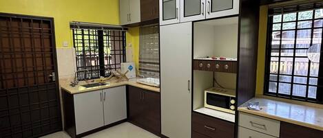 Bungalow, 5 slaapkamers, roken, balkon | Interieur