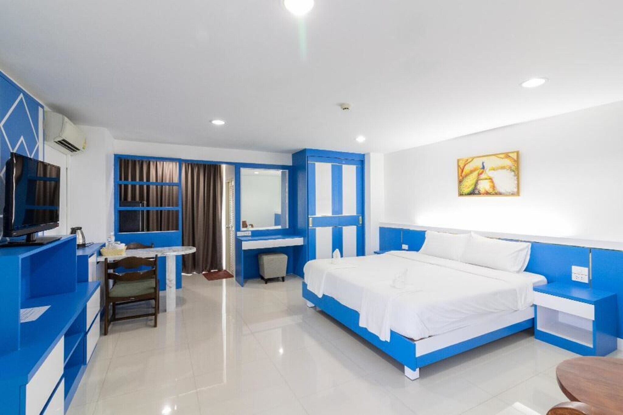 1 bedroom, free WiFi, bed sheets