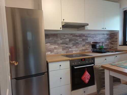 Apartment 'Ferienwohnung Schack' with Wi-Fi