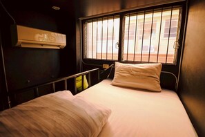 1 bedroom, free WiFi - Solo Retreat in Style | Standard Single Stay (Bangkok)