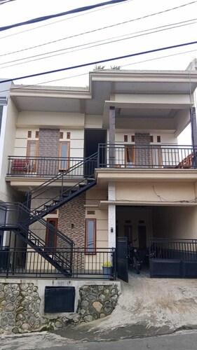 Homestay Safira Bromo