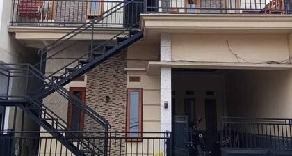 Homestay Safira Bromo