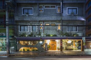 Exterior - Premier Deluxe Comfort | Modern & Relaxing (Bangkok)