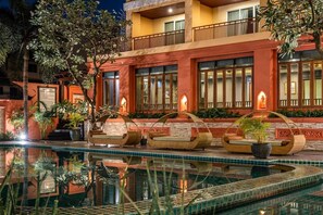 Pool - Twin Escape in Pattaya | Free Pool & Parking (Pattaya)