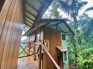 Cabaña, vista al jardín | Vista desde la habitación