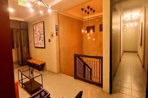 Modern Standard Double | Easy Access to Clark
