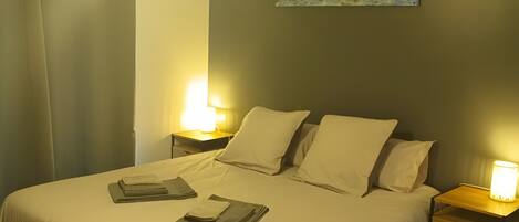 3 camere, ferro/asse da stiro, Wi-Fi