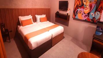 1 makuuhuone, työpöytä, vuodevaatteet