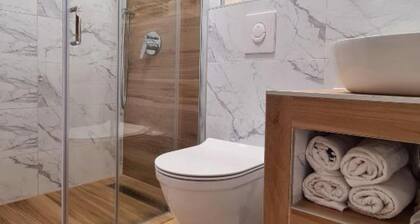 Triple Room With Private Bathroom (A3)