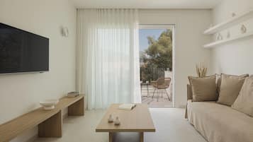 Deluxe Suite, Balcony, Lake View | Living area