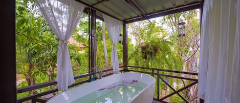 Villa, 4 Bedrooms, Private Pool, Garden View | In-room safe, blackout curtains, iron/ironing board, free WiFi