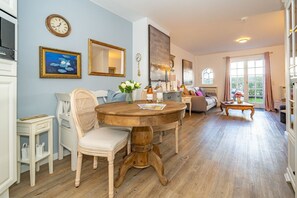 Interior - Altstadttor 17 - Holiday apartment under thatch for up to two people in (Sylt)
