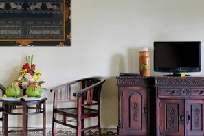 Villa, 2 Bedrooms, Pool View - Madesimon Villa (Payangan)