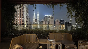 Superior Premium Studio