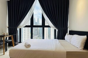 Superior Premium Studio | 办公桌、隔音、熨斗/熨衣板、免费 WiFi