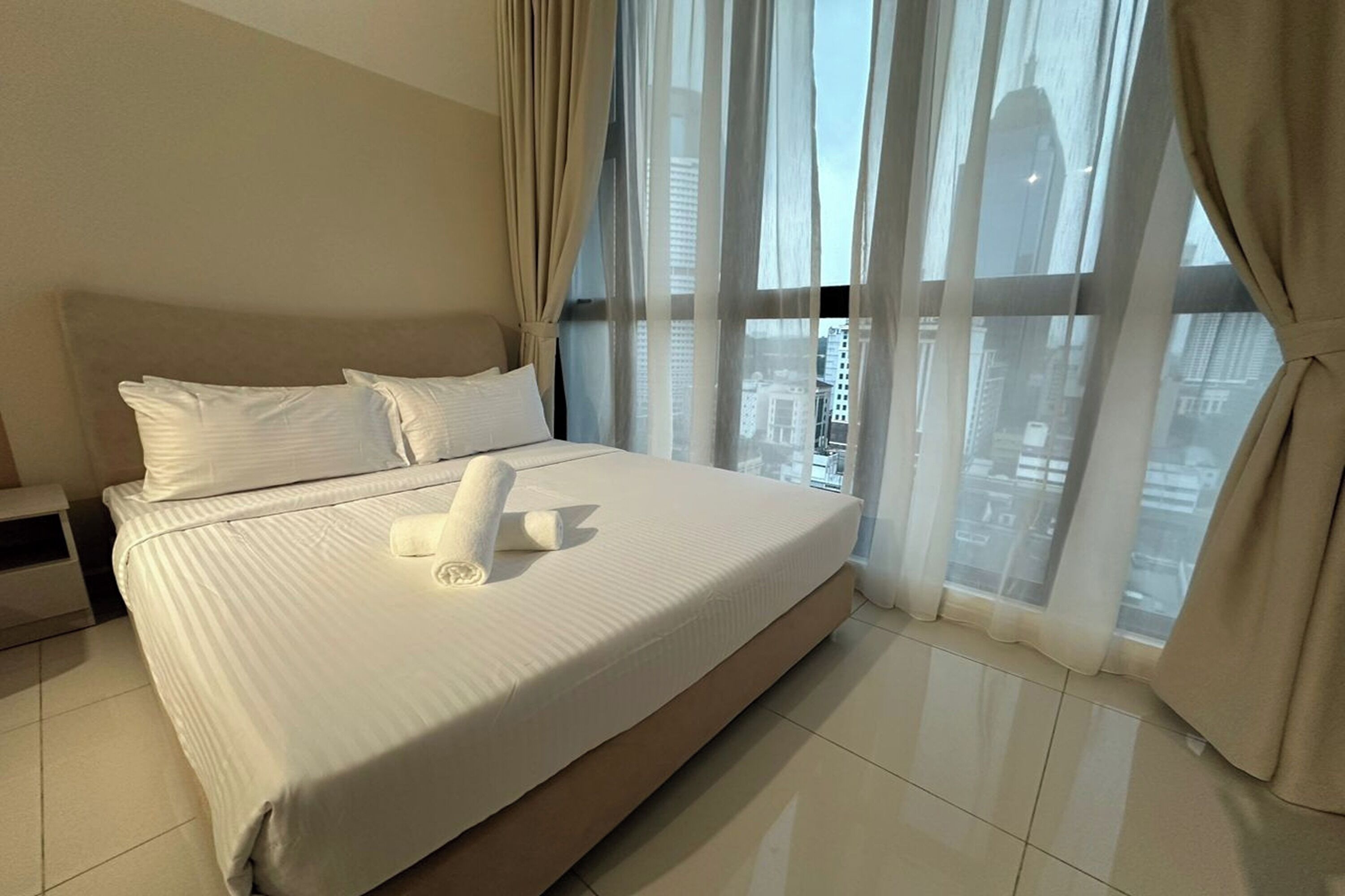 Desk, iron/ironing board, free WiFi