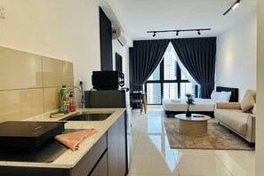 Superior Premium Studio | 책상, 방음 설비, 다리미/다리미판, 무료 WiFi