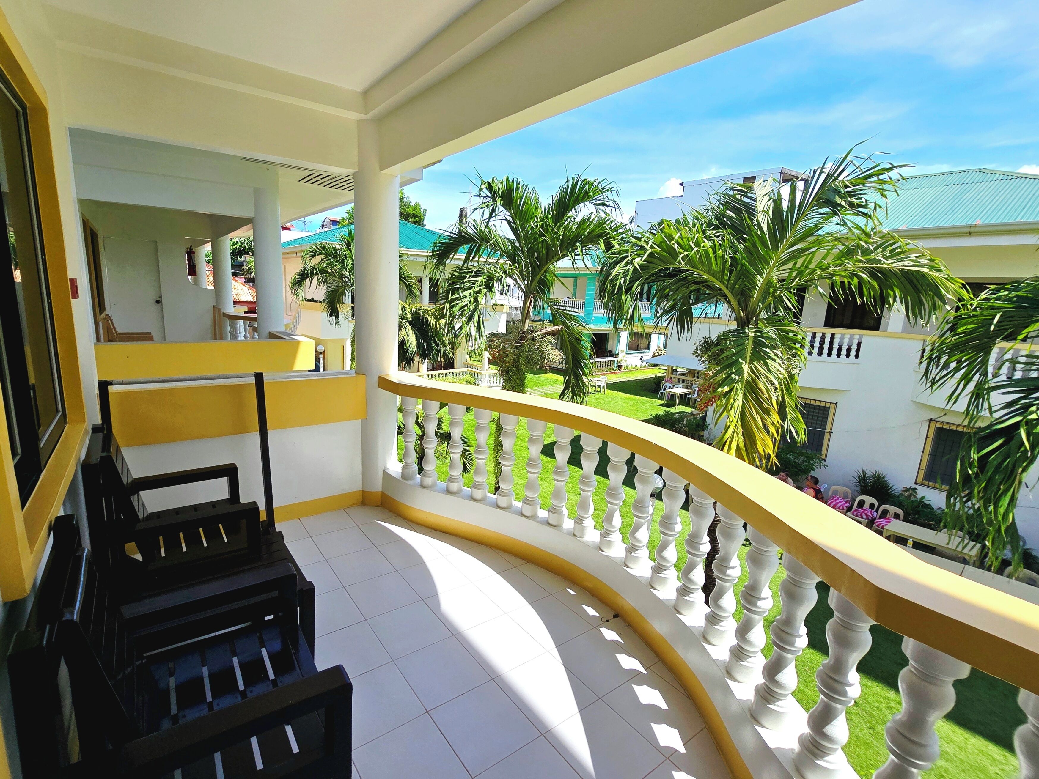 Standard Double Room | Balcony