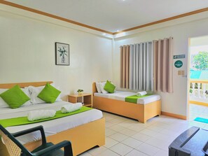 Desk, free WiFi, bed sheets - Bans Beach Resort Boracay (Boracay Island)