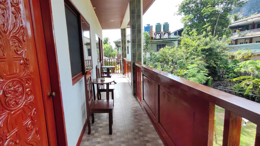 Morning Walsh Resort El Nido