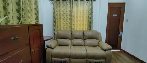 Dobbeltrom – superior | Skrivebord, wi-fi (inkludert) og sengetøy